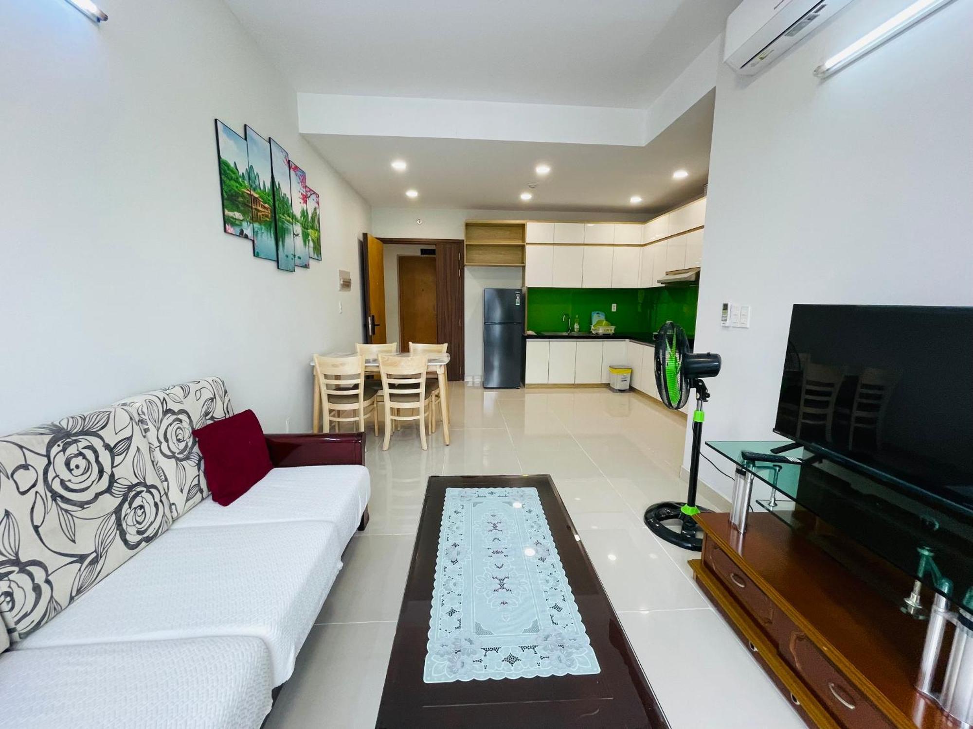Căn hộ Charmington La Pointe - D10