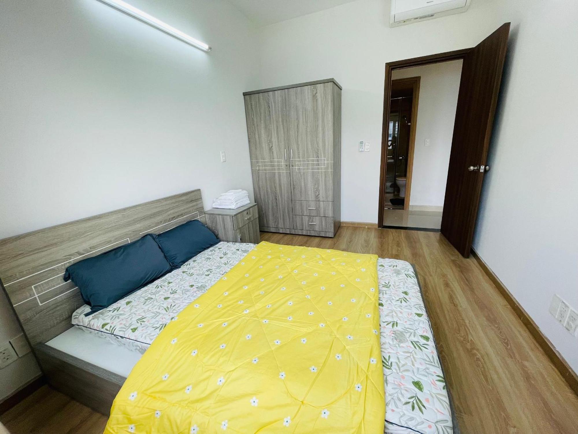 Căn hộ Charmington La Pointe - D10 *