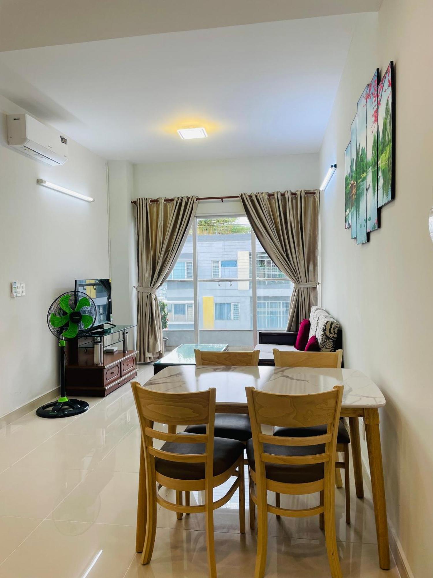 Charmington La Pointe - D10 Căn hộ