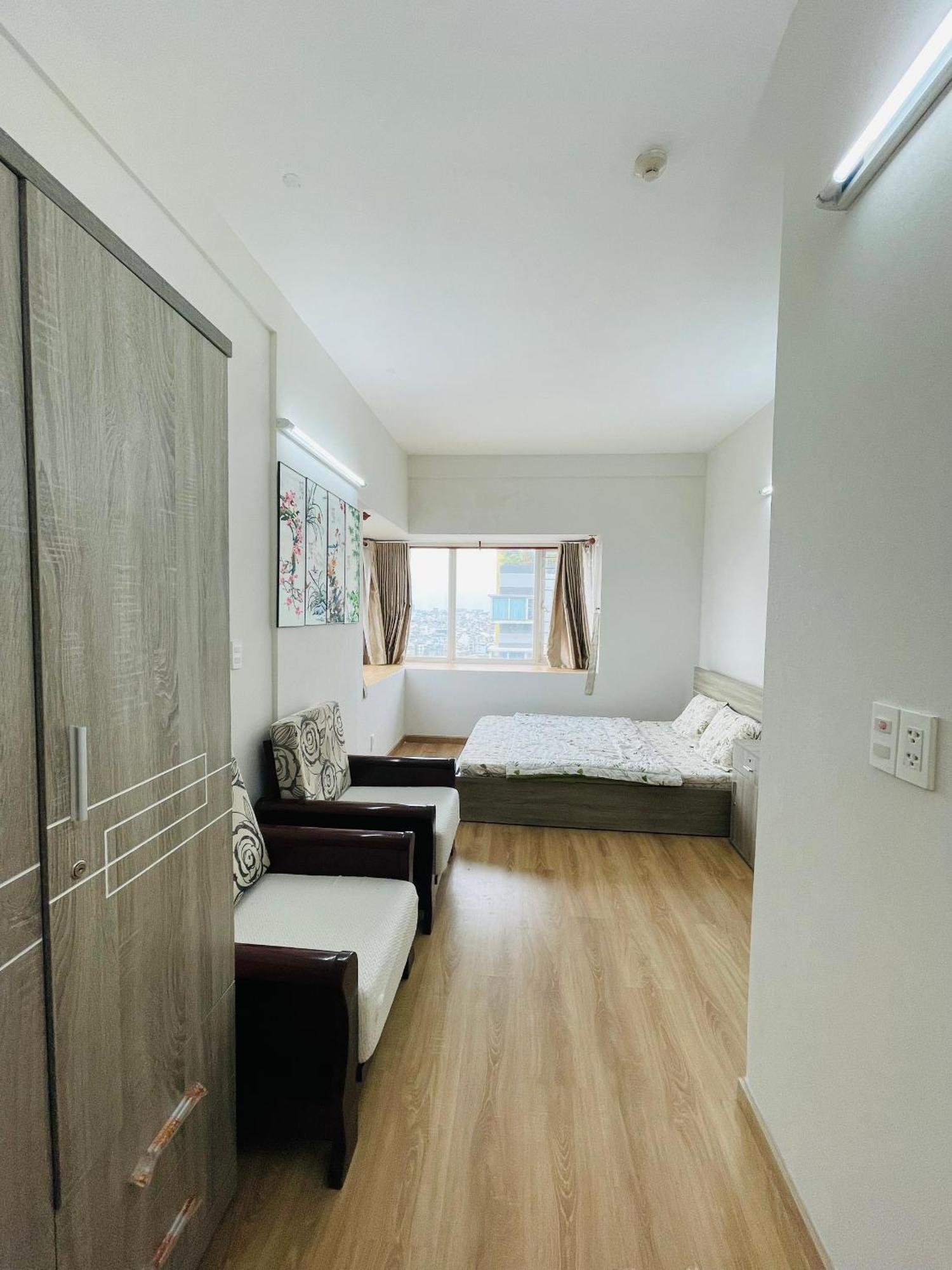 Charmington La Pointe - D10 Apartment